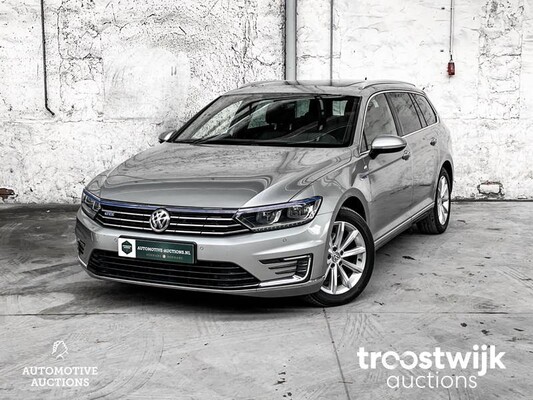 Volkswagen Passat TSI GTE Highline 1.4 Auto