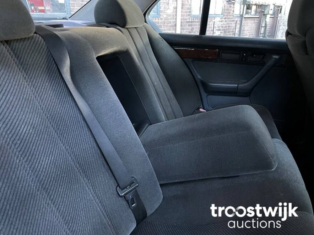 BMW 535i Hartge E34 5-serie 239pk 1989, XV-93-JS