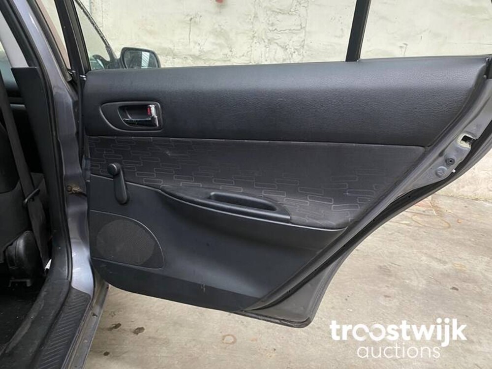 Mazda 6 Sportbreak 1.8i Exclusive 120pk 2003 -Orig. NL-, 39-LT-PH