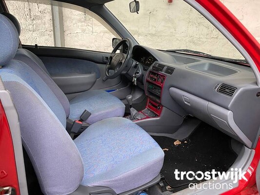 Toyota Starlet 1.3-16V 75pk Orig.NL 1997, SF-TG-89