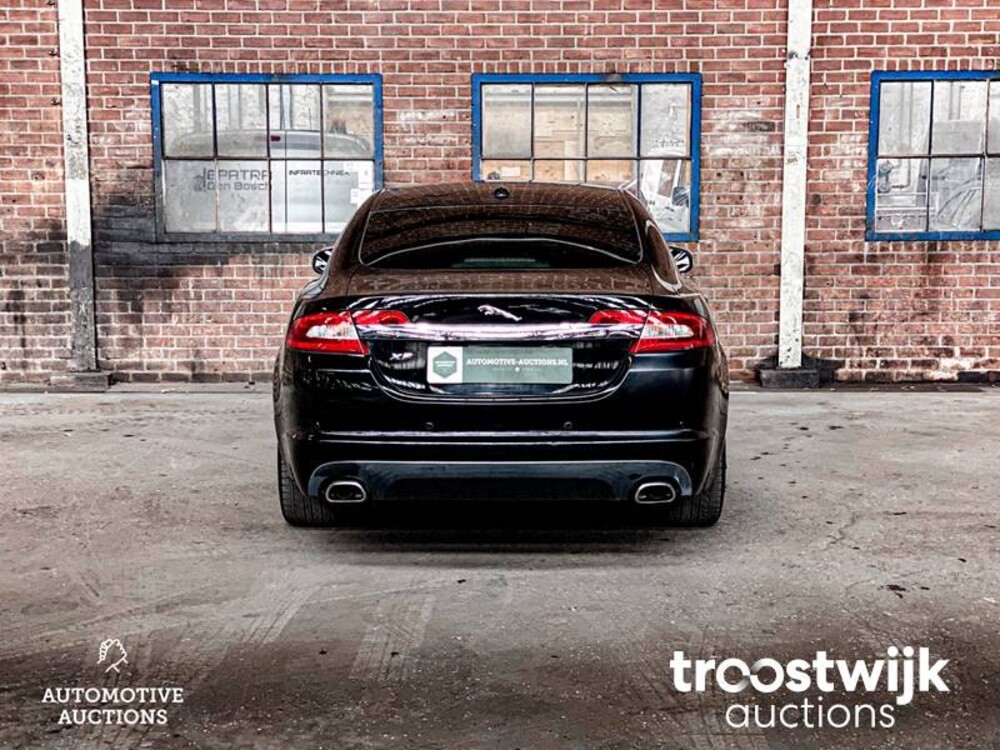 Jaguar XF 3.0 V6 Premium Luxury 238pk 2008