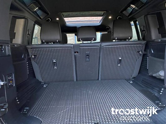 Land Rover Defender 110 D250 SE Aut 250pk 2023 -Fabrieksgarantie-