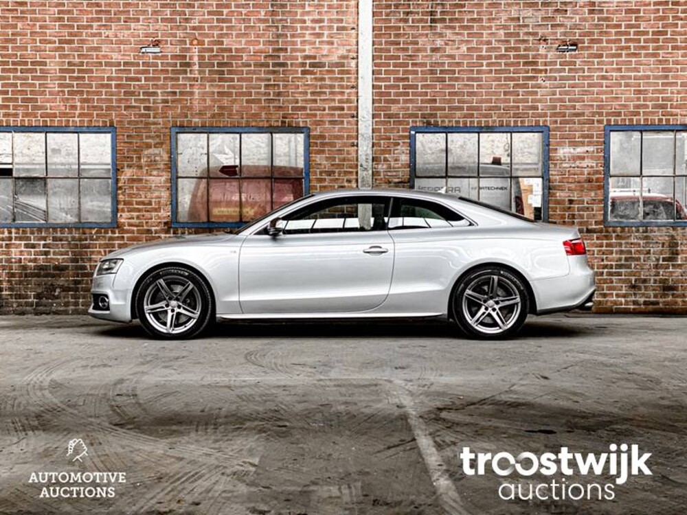Audi S5 4.2 FSI Quattro Car