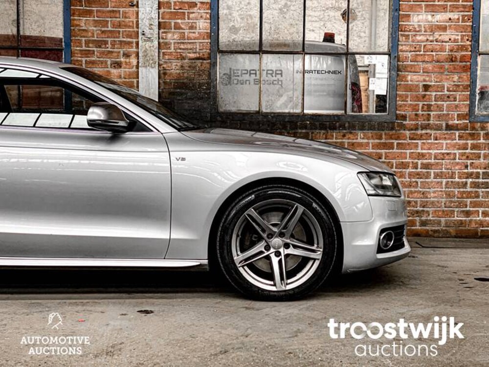 Audi S5 4.2 FSI Quattro Car