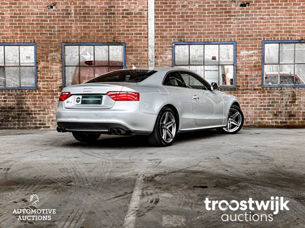 Audi S5 4.2 FSI Quattro Car
