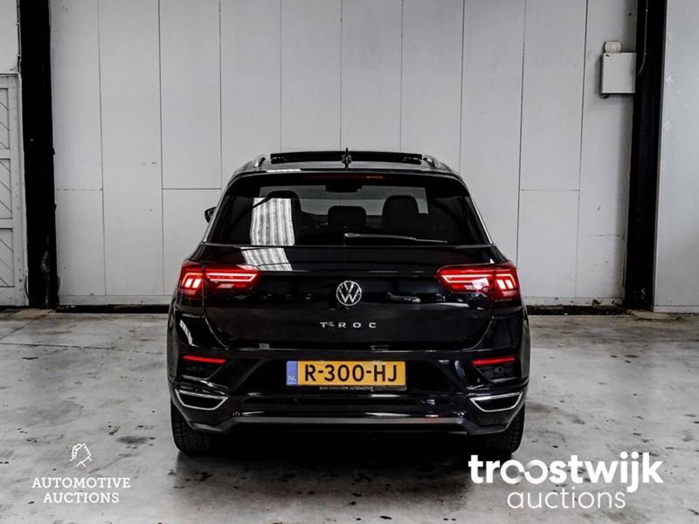 Volkswagen T-Roc R-Line 1.5 TSI Sport Business Car