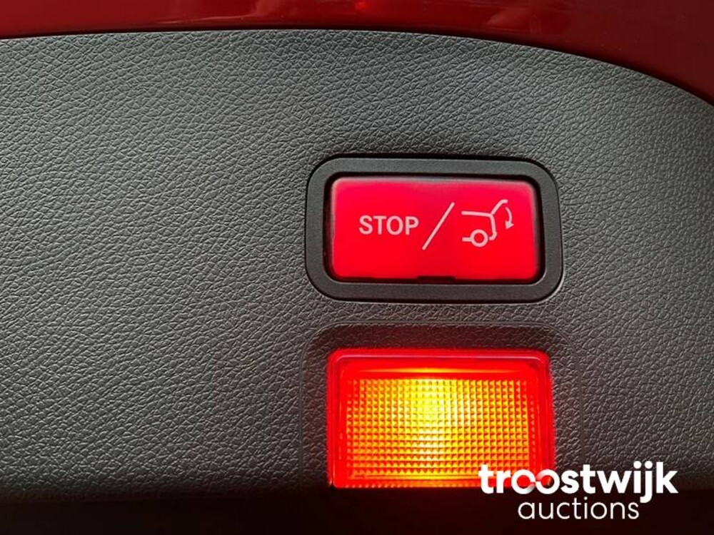 Mercedes-Benz CLA45 AMG 4Matic Car