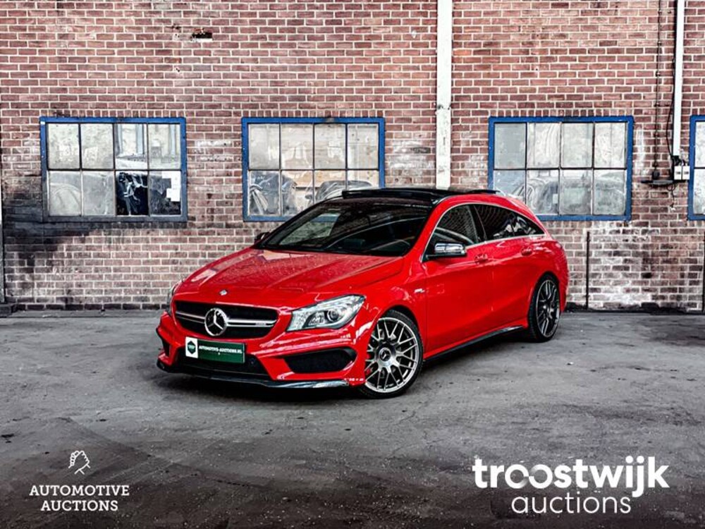 Mercedes-Benz CLA45 AMG 4Matic Car