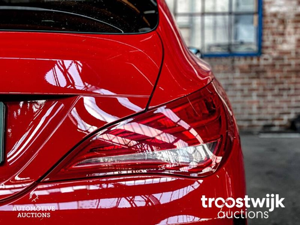 Mercedes-Benz CLA45 AMG 4Matic Car