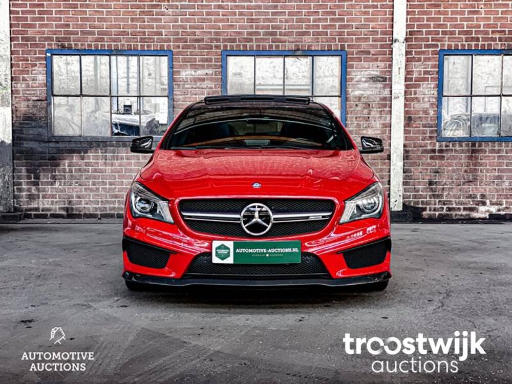 Mercedes-Benz CLA45 AMG 4Matic Car