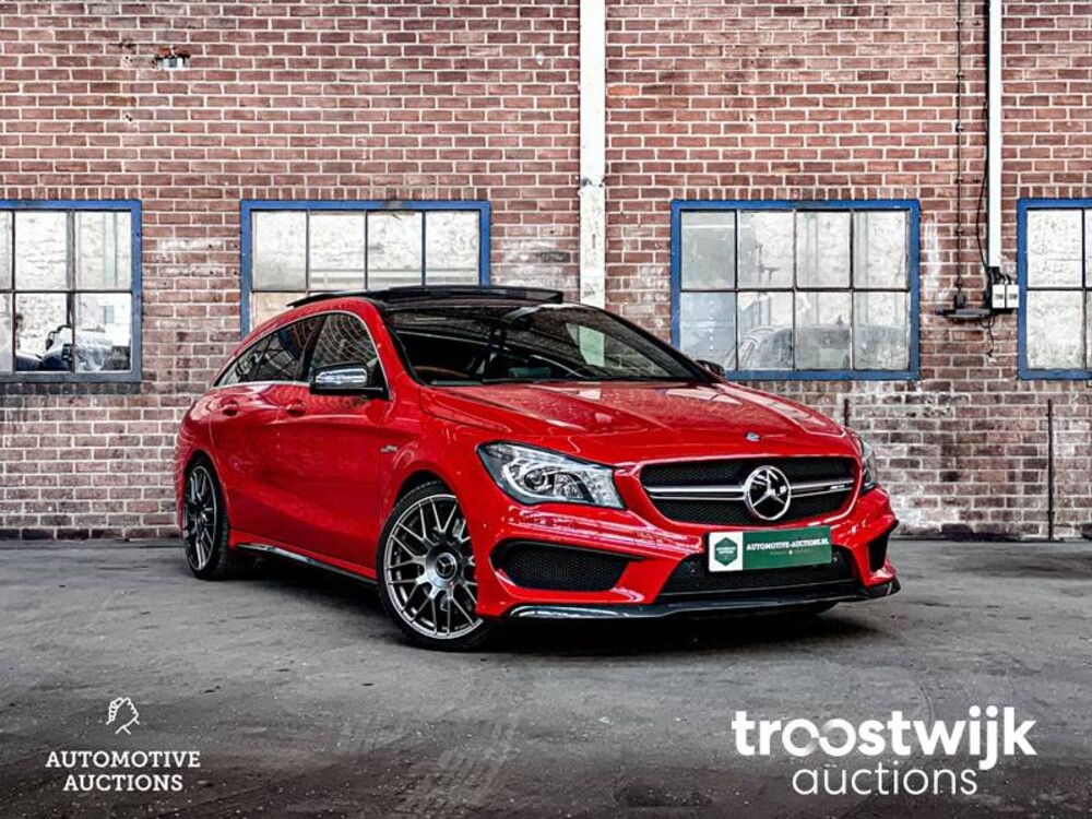 Mercedes-Benz CLA45 AMG 4Matic Car