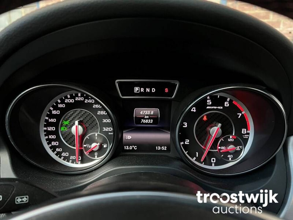 Mercedes-Benz CLA45 AMG 4Matic Car