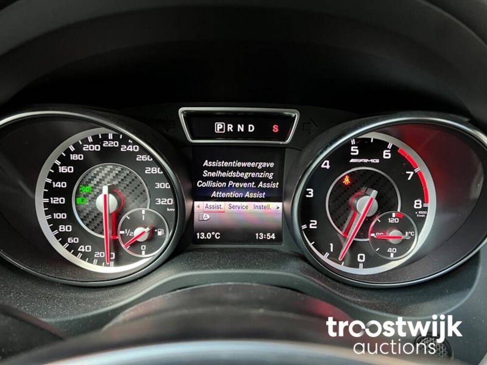 Mercedes-Benz CLA45 AMG 4Matic Car