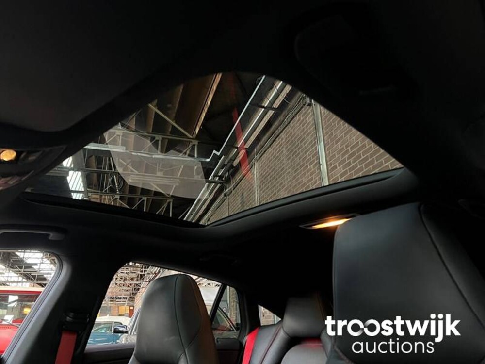 Mercedes-Benz CLA45 AMG 4Matic Car