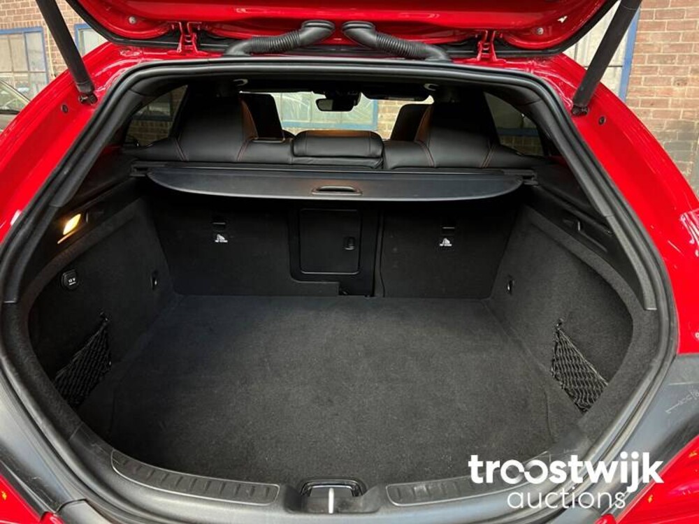 Mercedes-Benz CLA45 AMG 4Matic Car