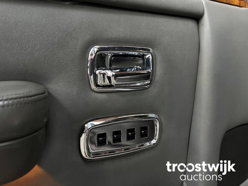 Rolls-Royce Silver Spur 6.8 V8 Car