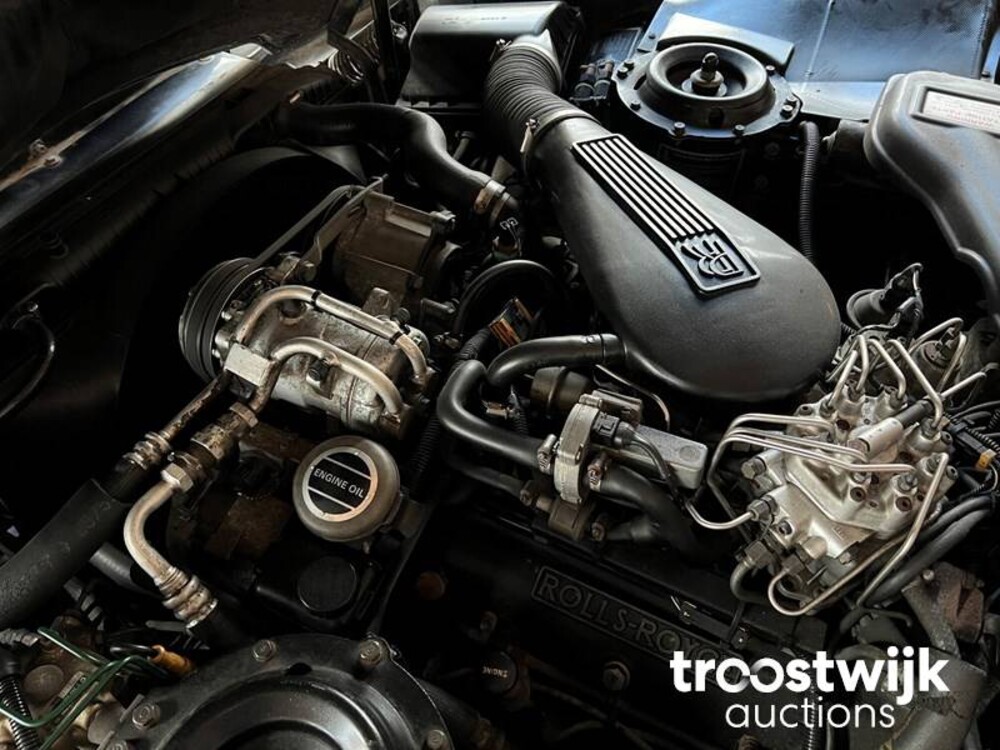 Rolls-Royce Silver Spur 6.8 V8 Car