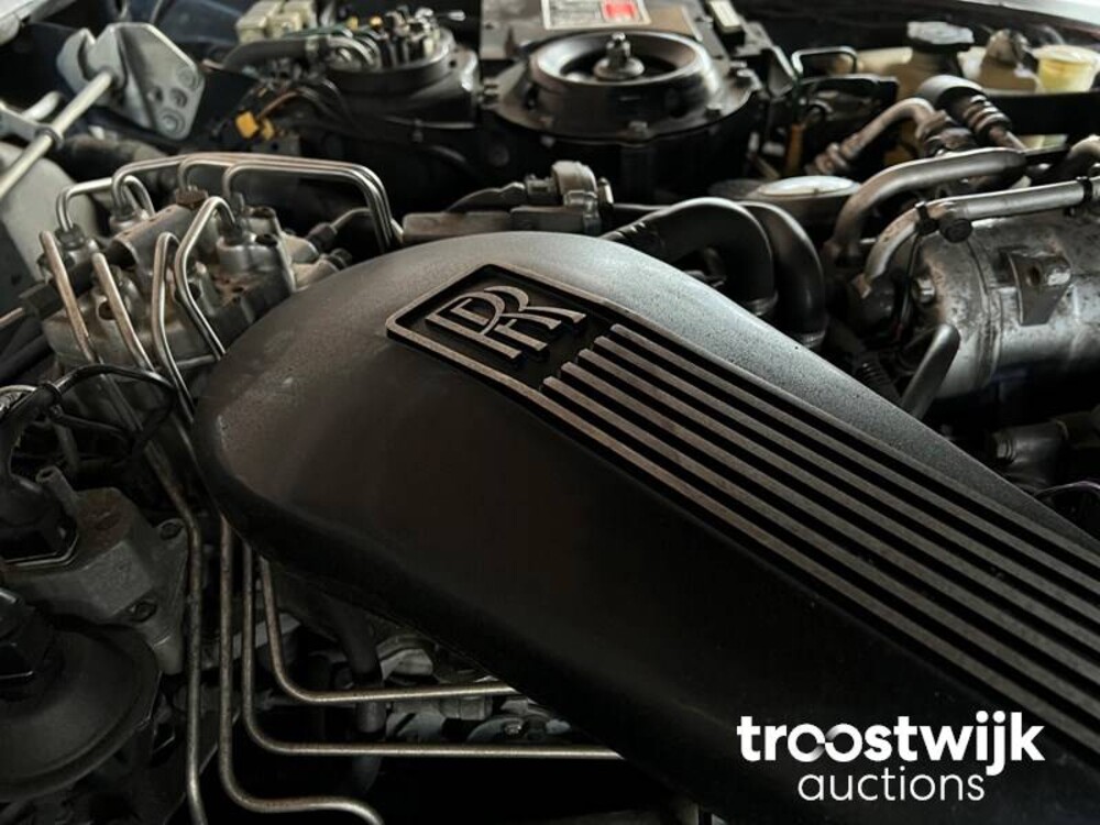 Rolls-Royce Silver Spur 6.8 V8 Car