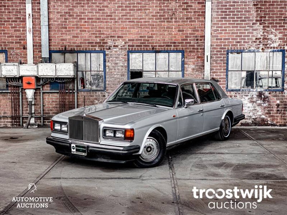 Rolls-Royce Silver Spur 6.8 V8 Car