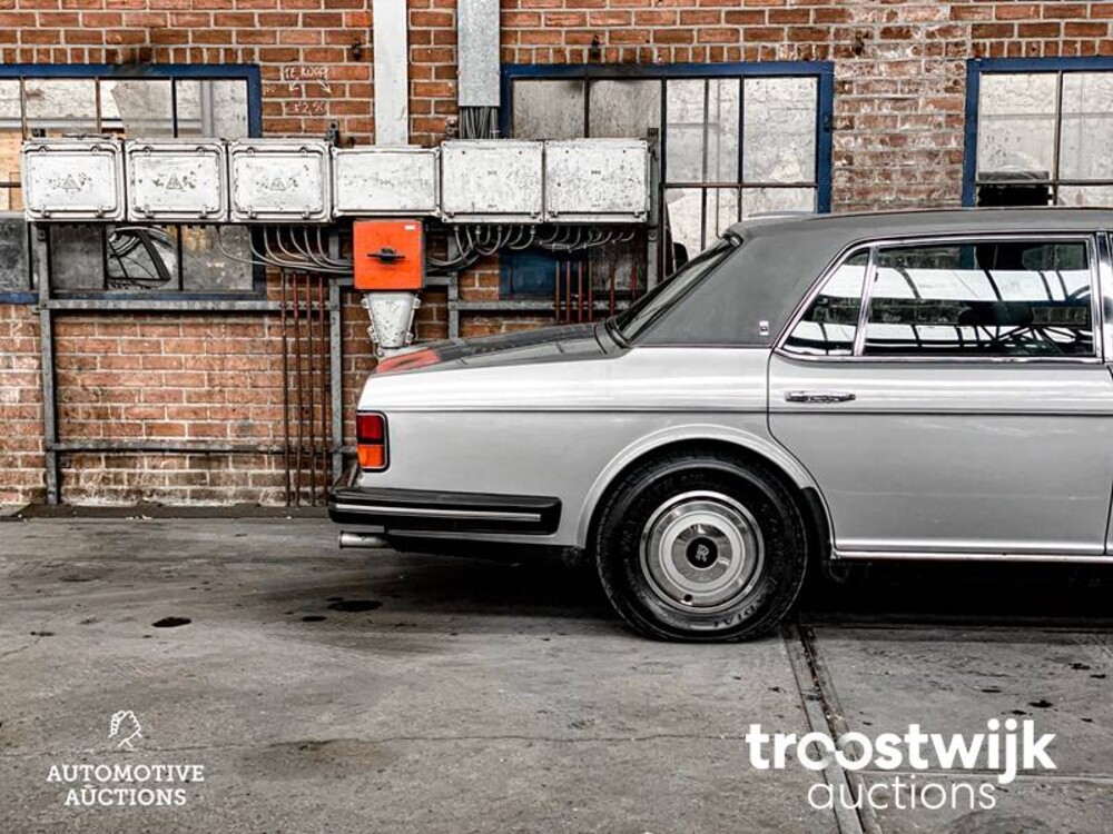 Rolls-Royce Silver Spur 6.8 V8 Car