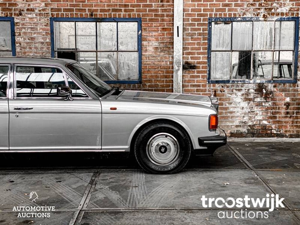 Rolls-Royce Silver Spur 6.8 V8 Car