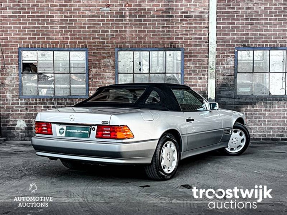 Mercedes-Benz SL280 W129 Car