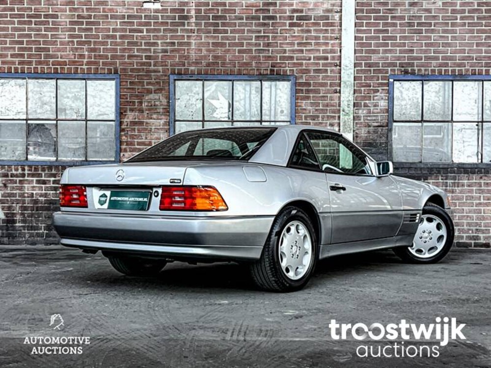 Mercedes-Benz SL280 W129 Car