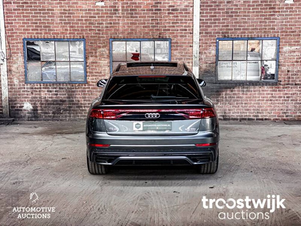 Audi Q8 S-Line 50 TDI  Quattro Car