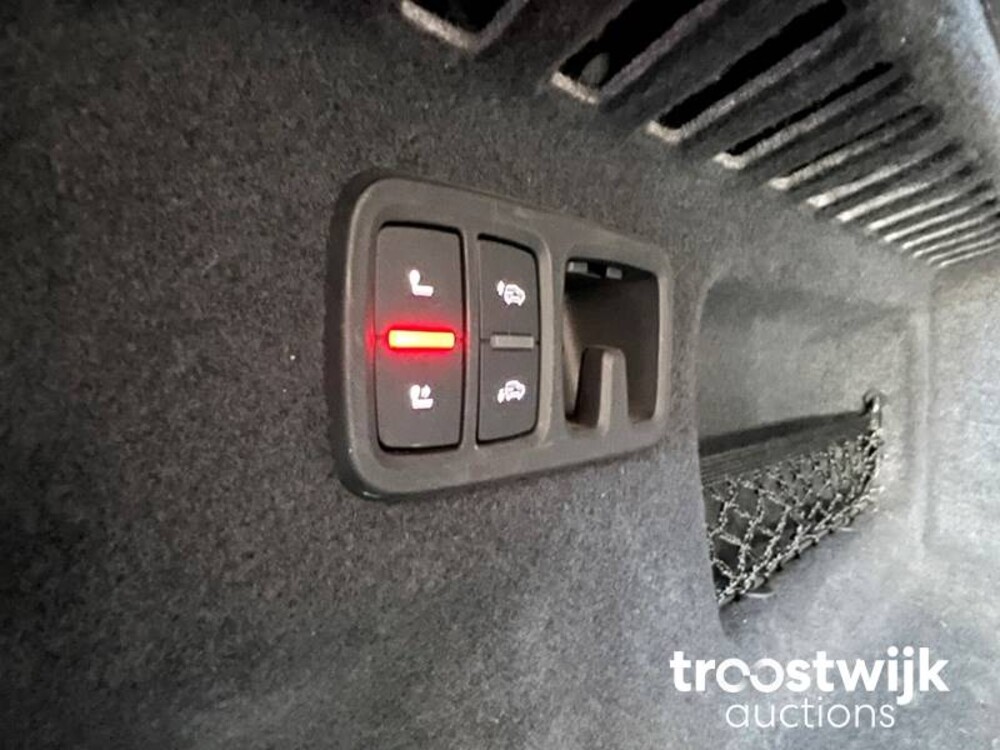 Audi Q8 S-Line 50 TDI  Quattro Car