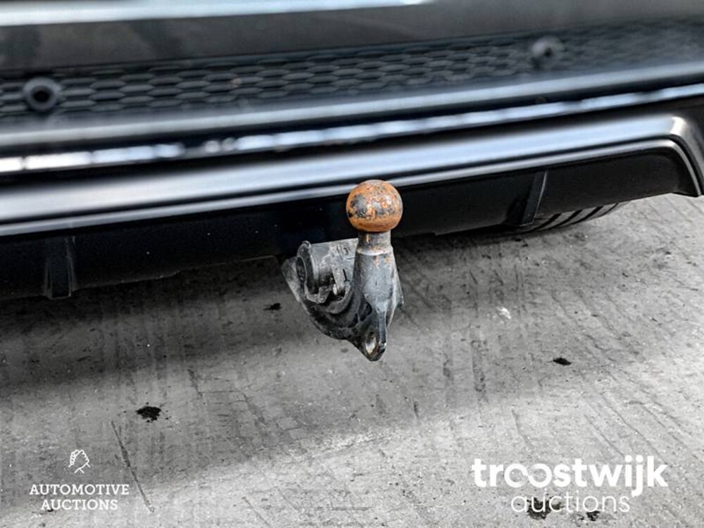 Audi Q8 S-Line 50 TDI  Quattro Car