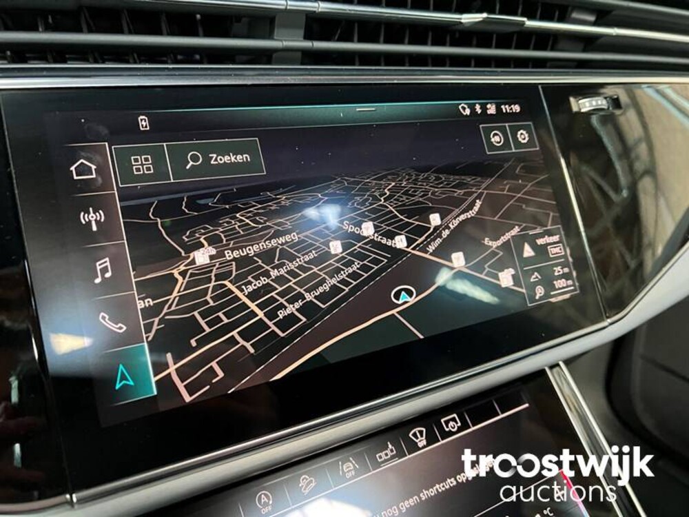 Audi Q8 S-Line 50 TDI  Quattro Car