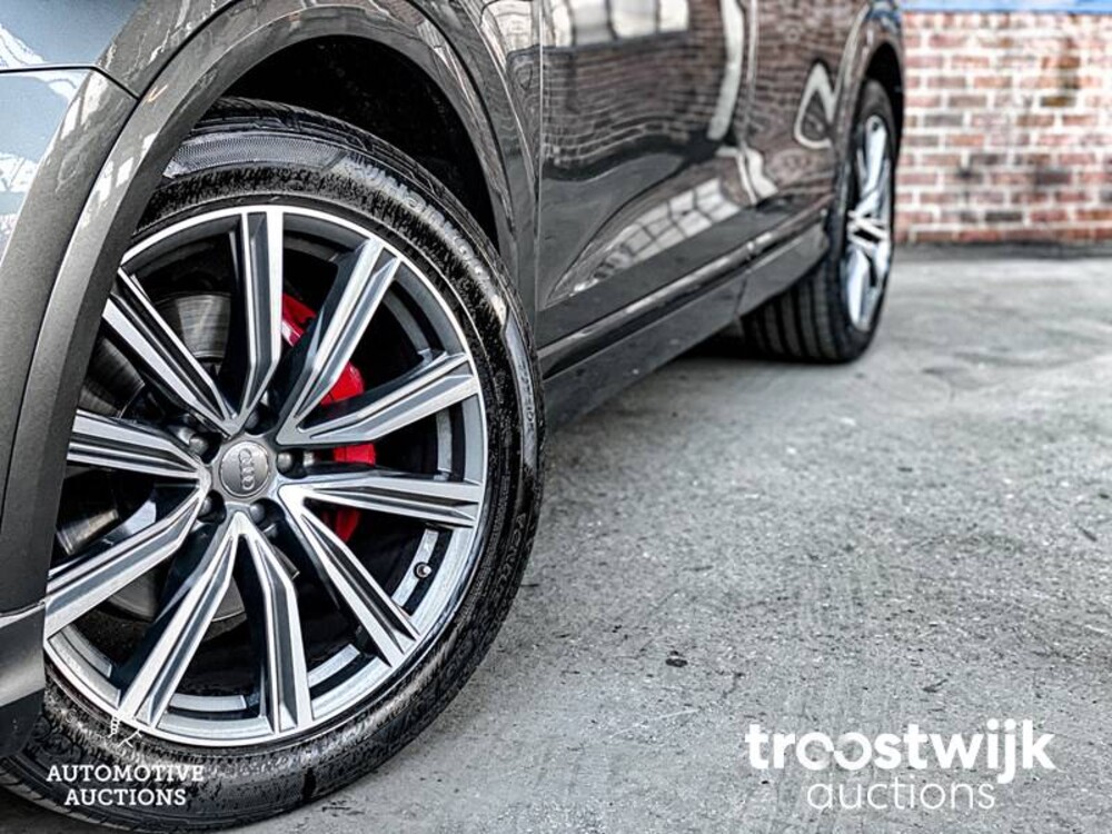 Audi Q8 S-Line 50 TDI  Quattro Car