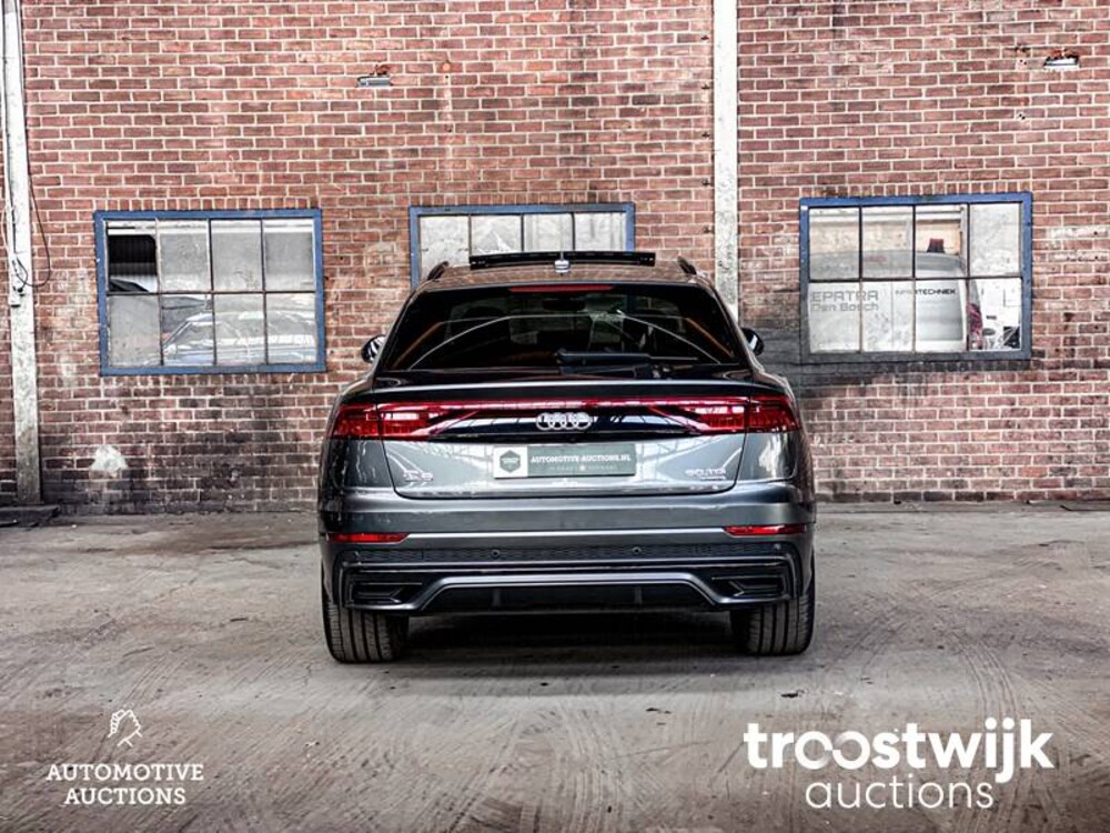 Audi Q8 S-Line 50 TDI  Quattro Car