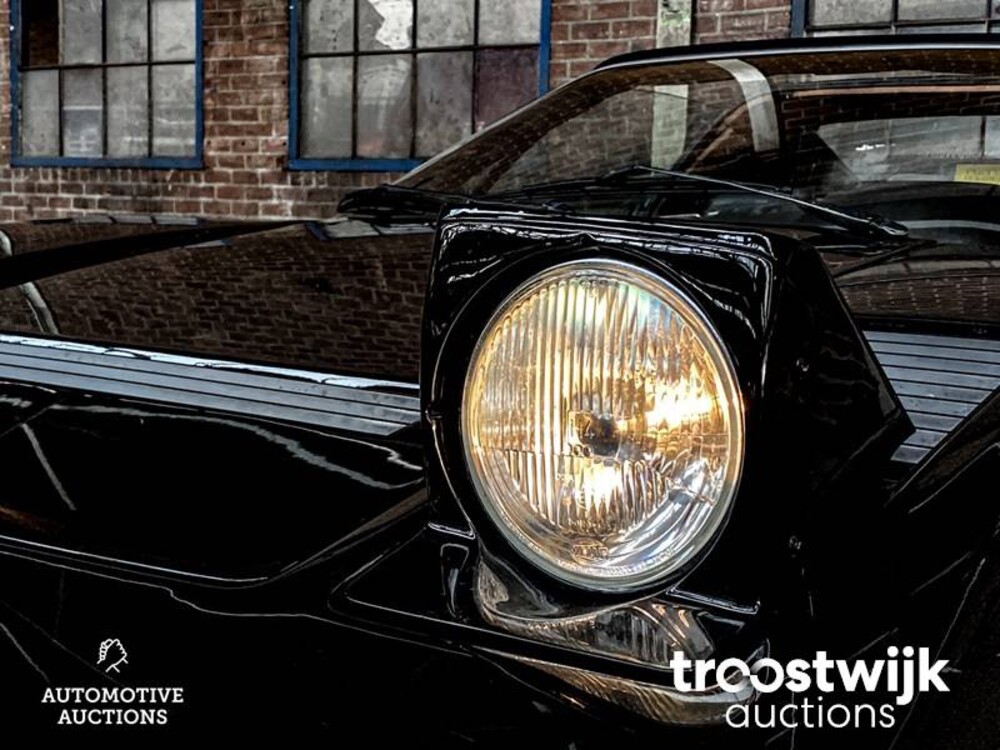 Ferrari 308 GTS Quattrovalvole Car