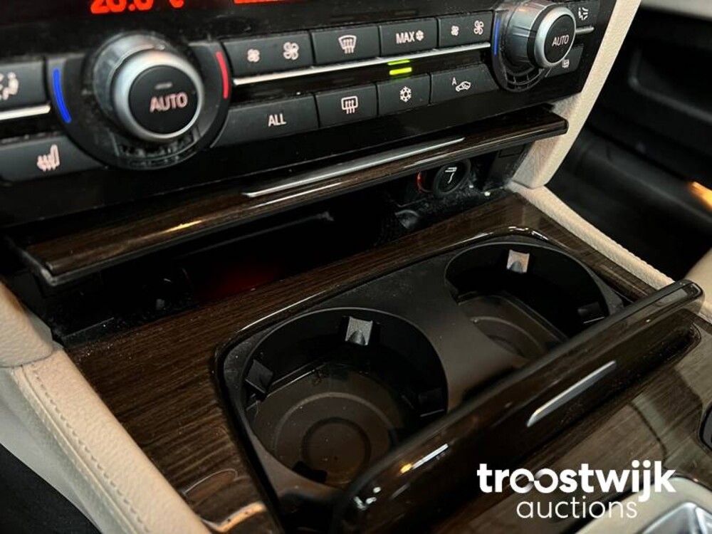 BMW 730d High Executive Car