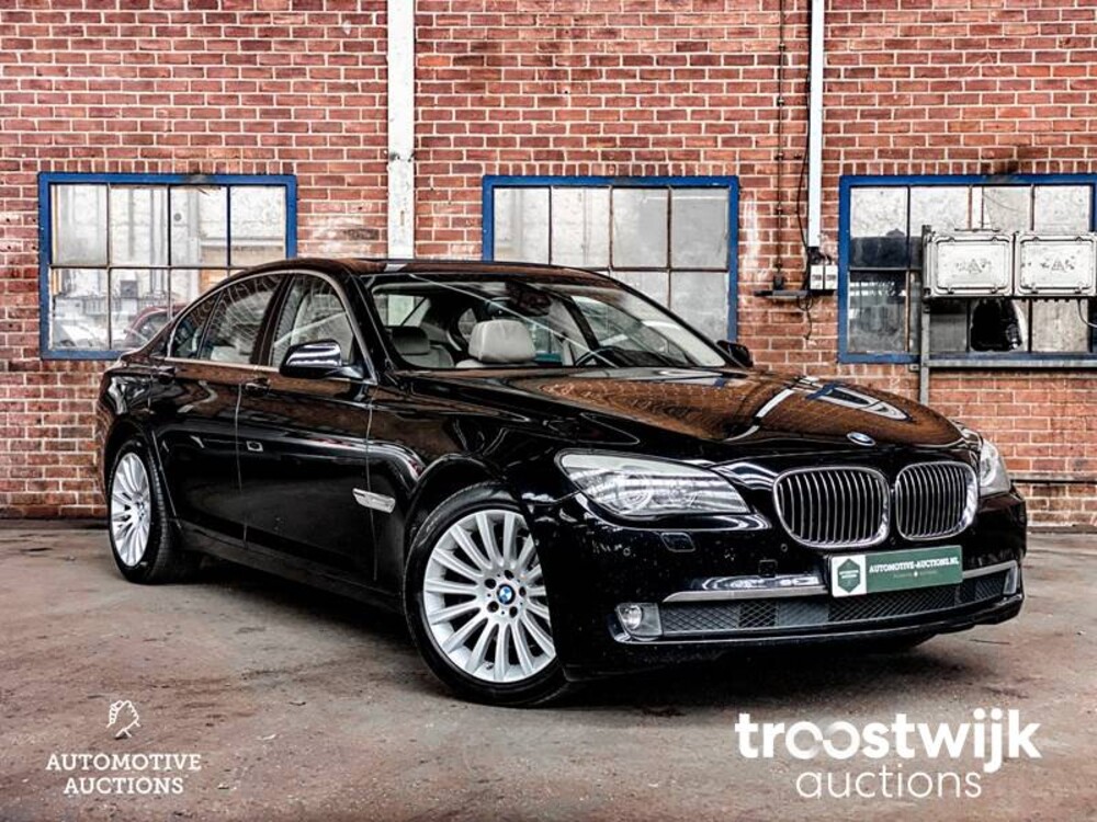 BMW 730d High Executive Car