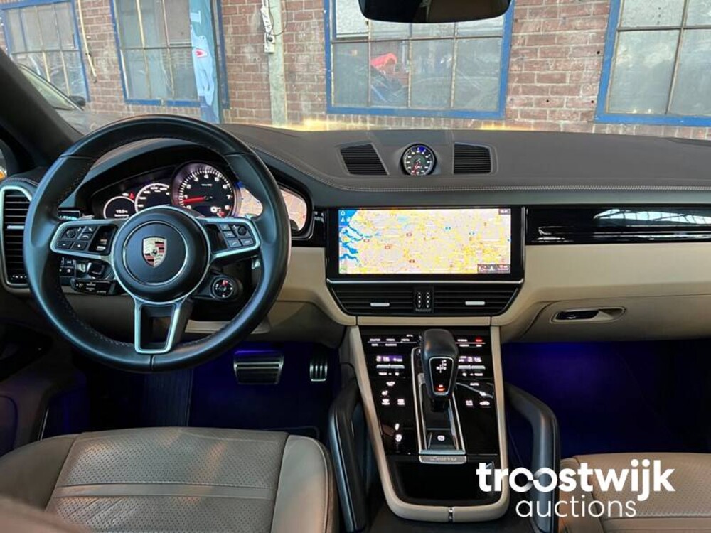 Porsche Cayenne S 2.9 V6 Sport Design Car