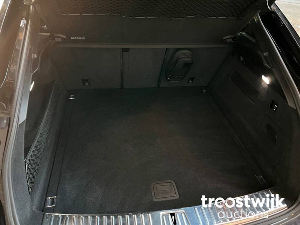 Porsche Cayenne S 2.9 V6 Sport Design Car