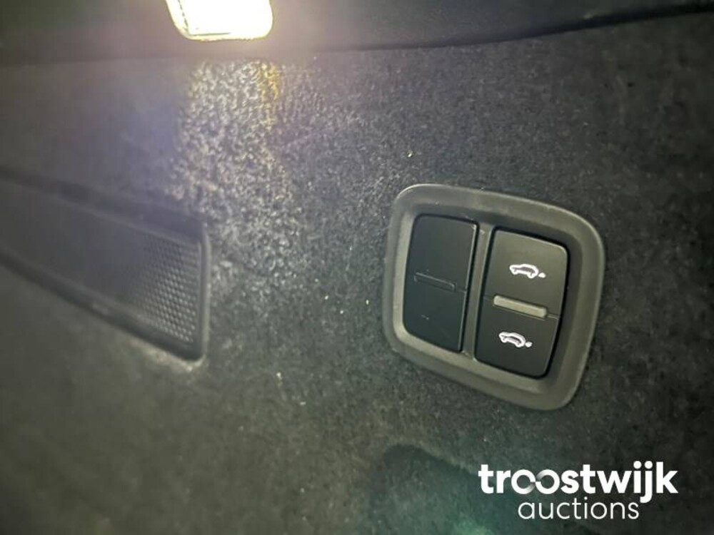 Porsche Cayenne S 2.9 V6 Sport Design Car