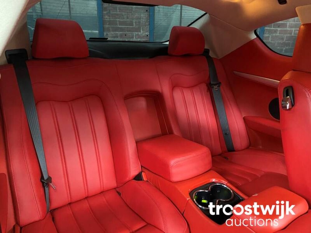 Maserati GranTurismo 4.2 V8 Car
