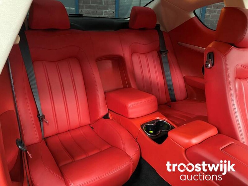 Maserati GranTurismo 4.2 V8 Car