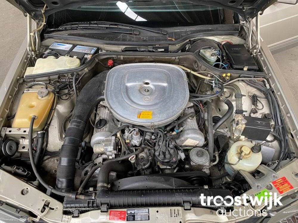 Mercedes-Benz 380 SEC Car