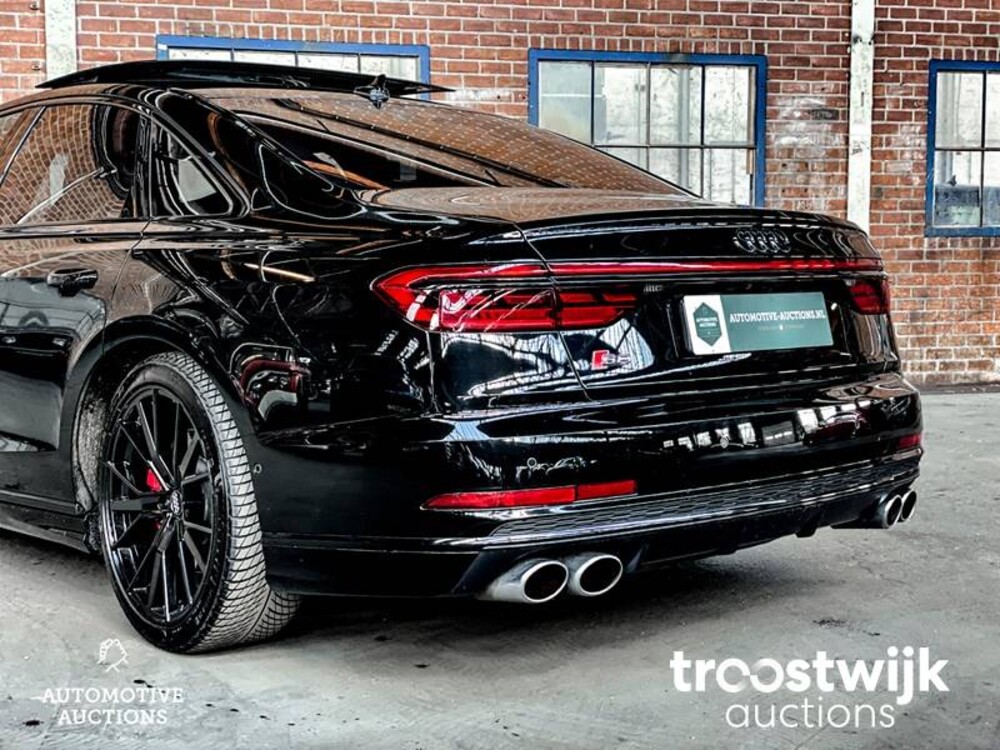 Audi S8 4.0 V8 Quattro Car