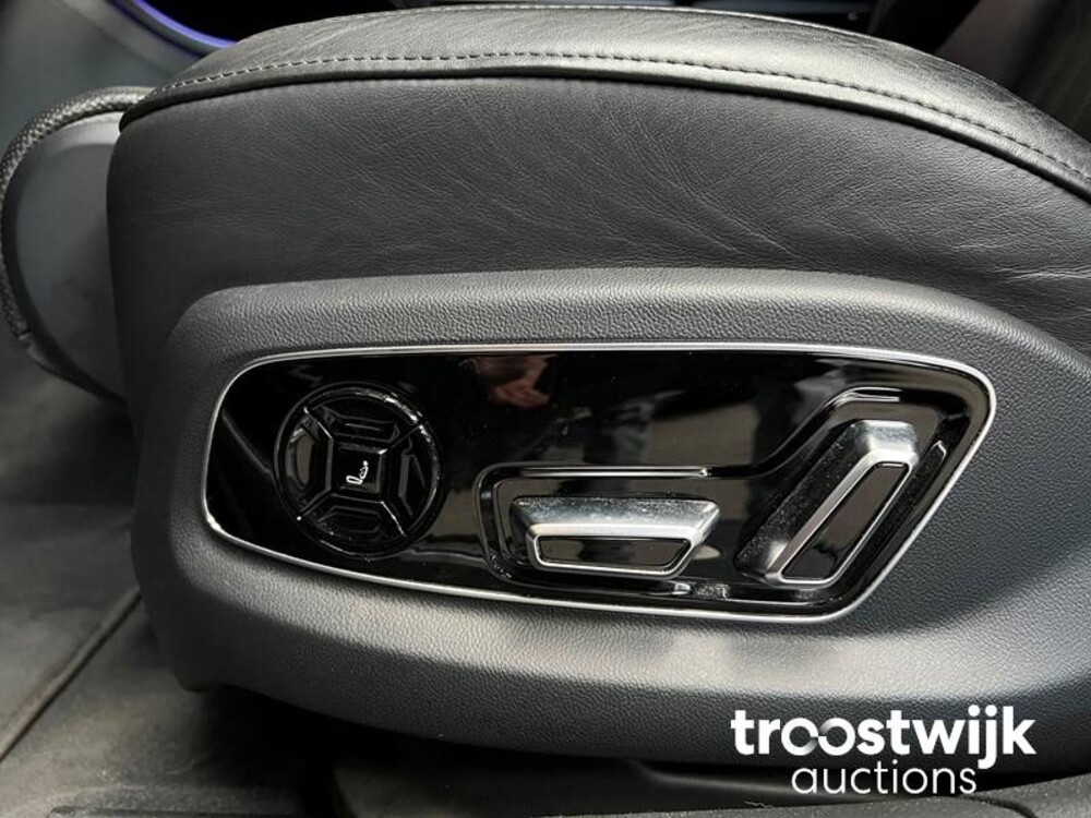 Audi S8 4.0 V8 Quattro Car