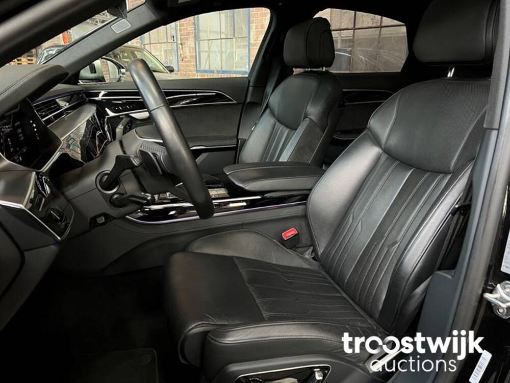 Audi S8 4.0 V8 Quattro Car