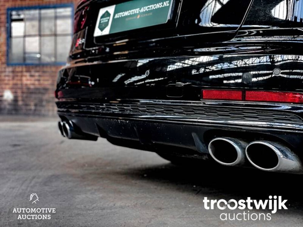 Audi S8 4.0 V8 Quattro Car