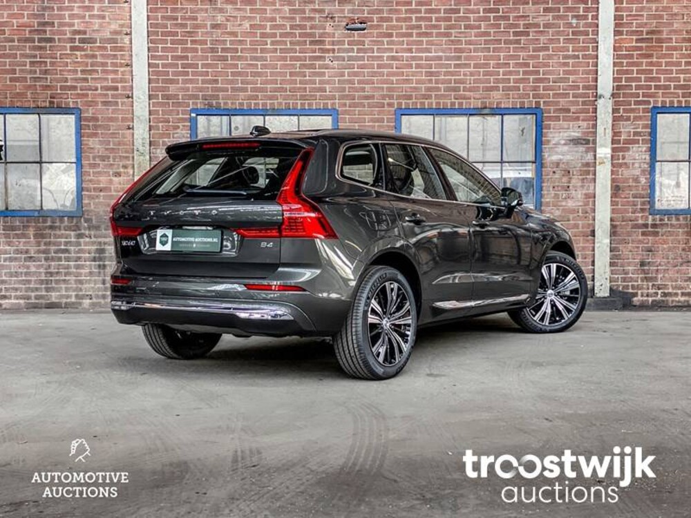 Volvo XC60 2.0 B4 Inscription Car