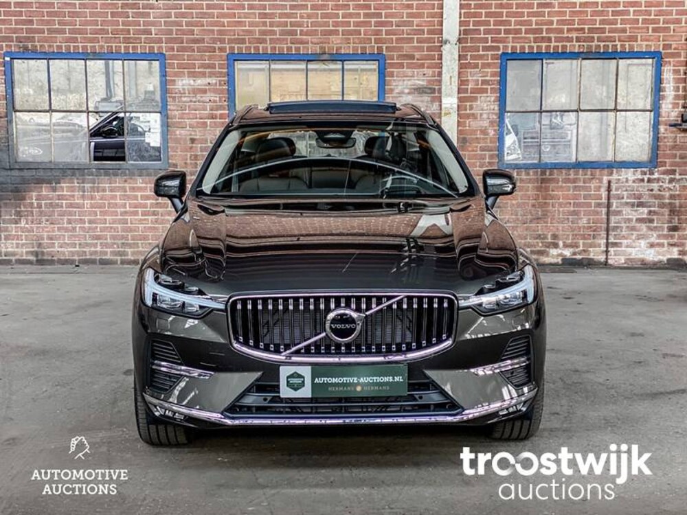 Volvo XC60 2.0 B4 Inscription Car