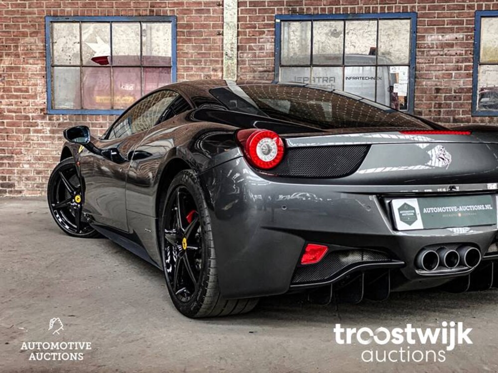 Ferrari 458 Italia F142 Car