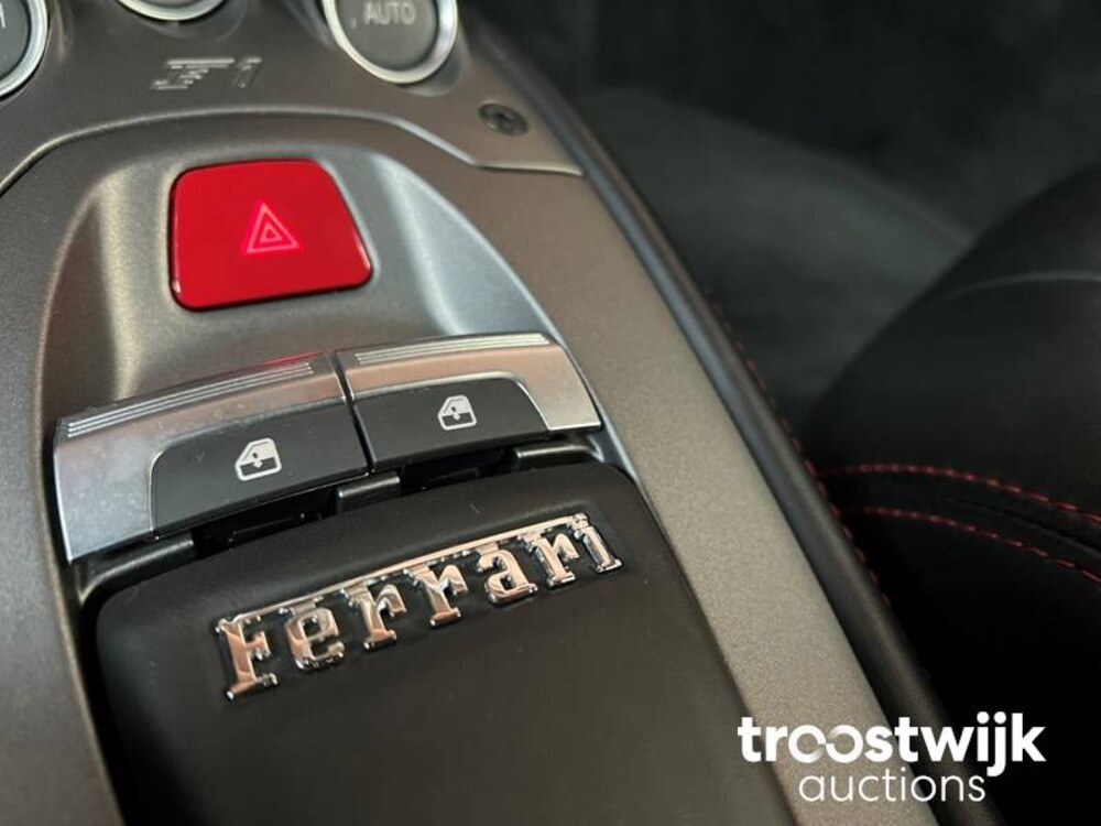 Ferrari 458 Italia F142 Car